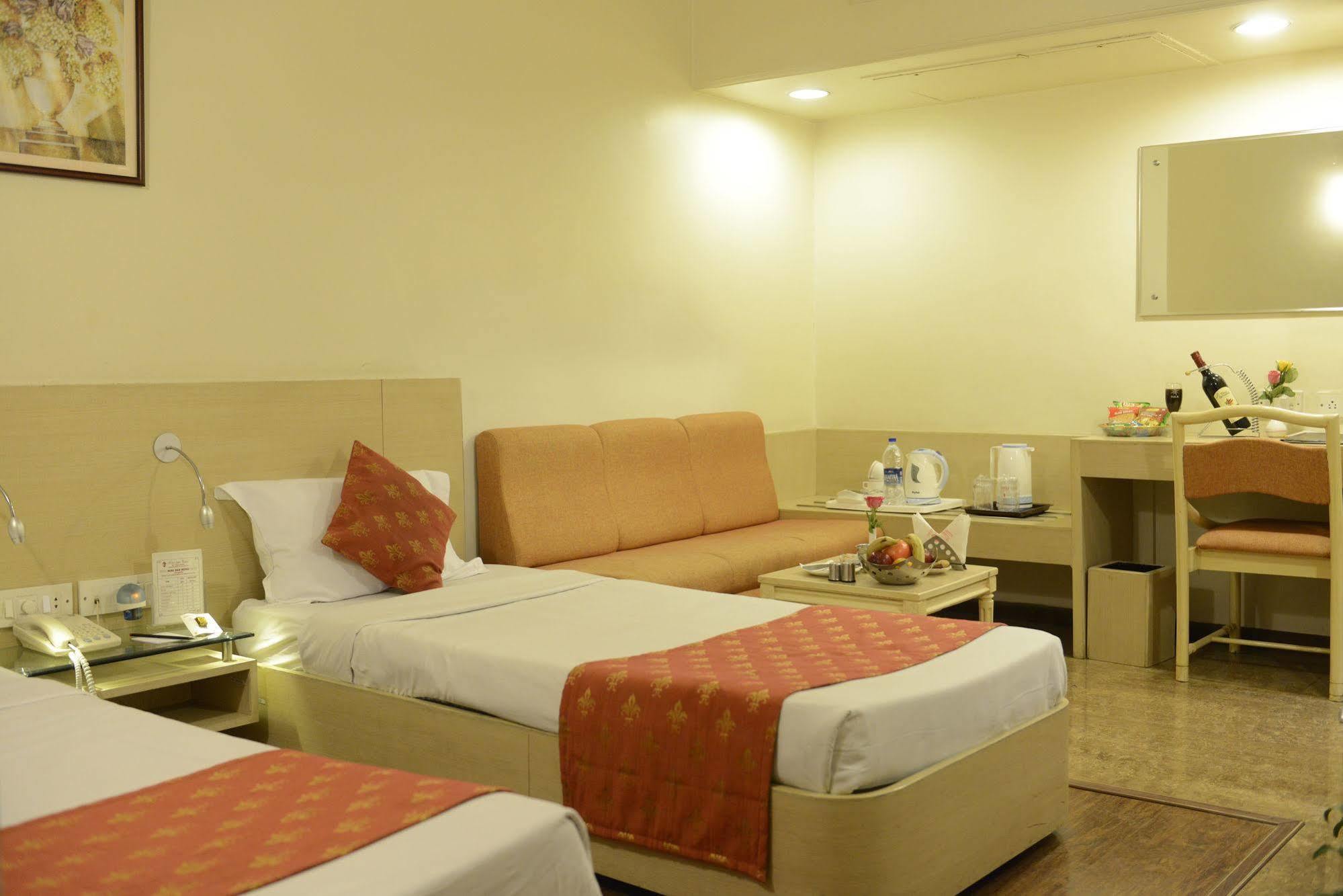 Hotel Amer Palace Bhopal Ngoại thất bức ảnh